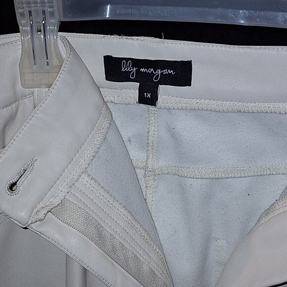 Lily Morgan White Pleather Pants 1XL - Picture 4 of 4